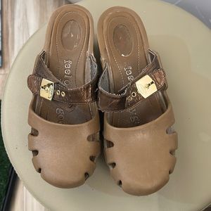 I wear them several times, I love them, great for travel!